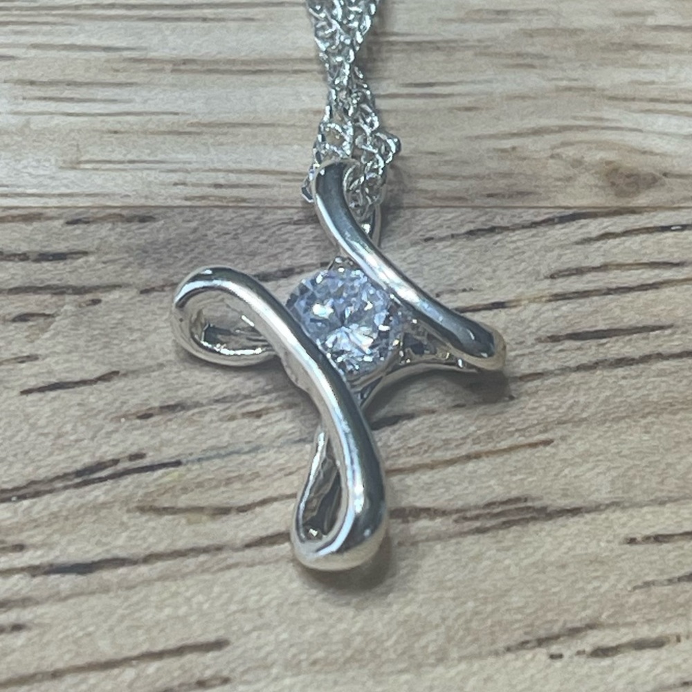 Cross Pendant Necklace
